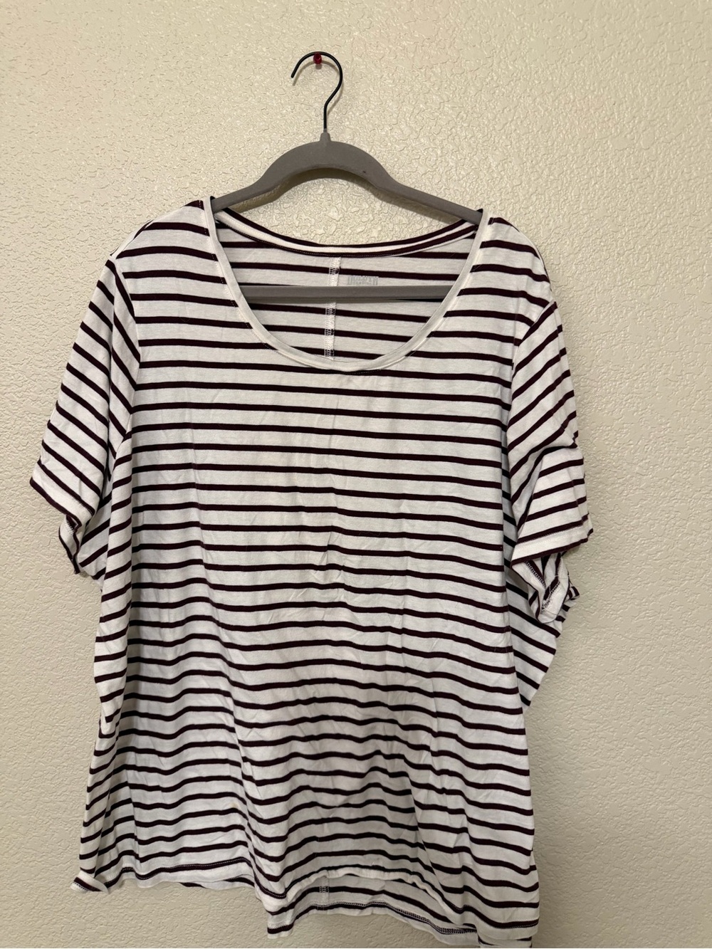 Duluth Trading Co White Tee with Black Stripes Scoop Neck